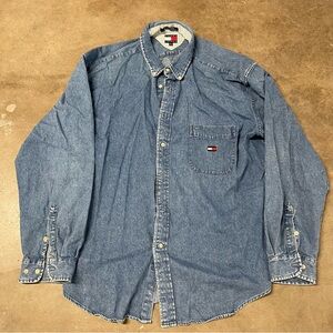 Vintage 90’s Men's Blue Denim Tommy Hilfiger Shirt